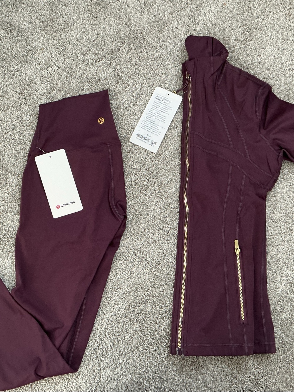 lululemon athletica Plum Zip Jacket and Matching Leggings - Picture 4 of 8